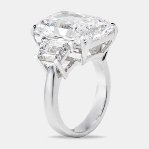 17.00 cts Radiant and Trapezoid 18k White Gold Lab Grown Diamonds Ring Size 53, Rings - Luxury Closet