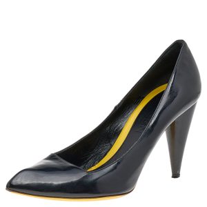 Alexander McQueen Black Patent Leather Pointed Toe Pumps Size 38, Pumps - Luxury Closet catalog