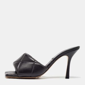 Bottega Veneta Black Leather Lido Slide Sandals Size 40, Sandals - Luxury Closet catalog