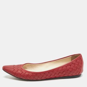 Bottega Veneta Red Intrecciato Leather Ballet Flats Size 36, Flats - Luxury Closet catalog