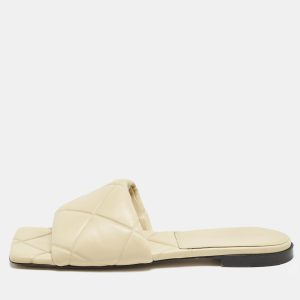 Bottega Veneta Beige Quilted Leather Lido Flat Slides Size 40, Sandals - Luxury Closet catalog