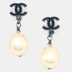 Chanel Dangle Piercing Earrings Artificial Pearl CC Silver, Jewelry - Luxury Closet catalog