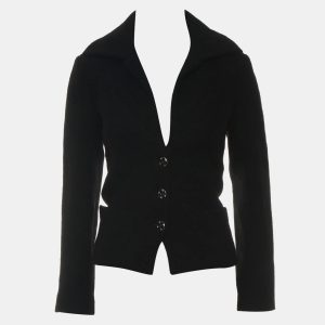 Chanel Black Wool 22A/W Three-Buttons Blazer FR Women 34, Coats & Jackets - Luxury Closet catalog