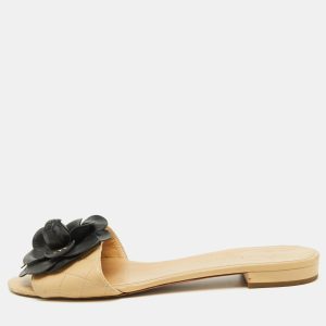 Chanel Beige Leather CC Camellia Flat Slide Sandals Size 39, Sandals - Luxury Closet catalog