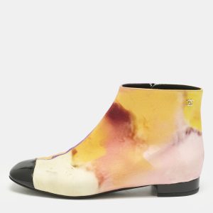 Chanel Multicolor Fabric CC Zip Ankle Length Boots Size 38.5, Boots - Luxury Closet catalog
