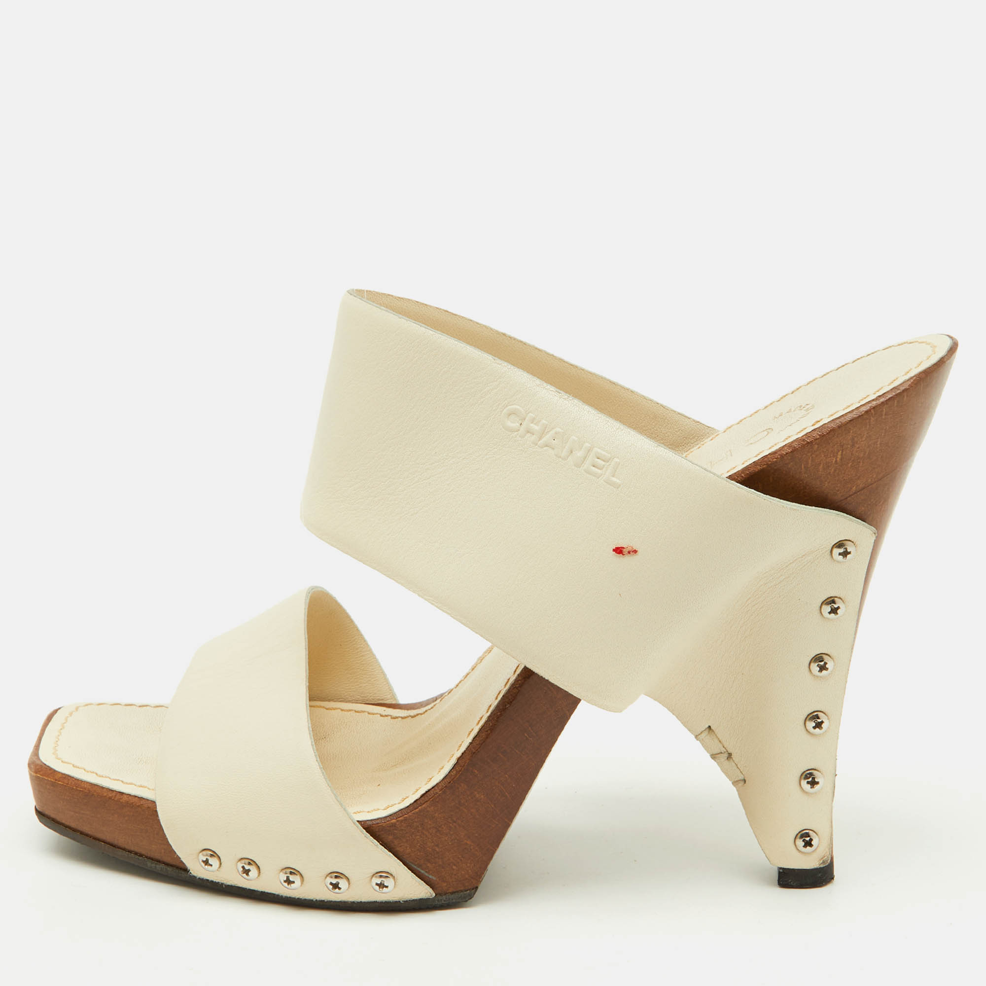 Chanel Off White Leather Platform Slide Sandals Size 39, Sandals - Luxury Closet catalog