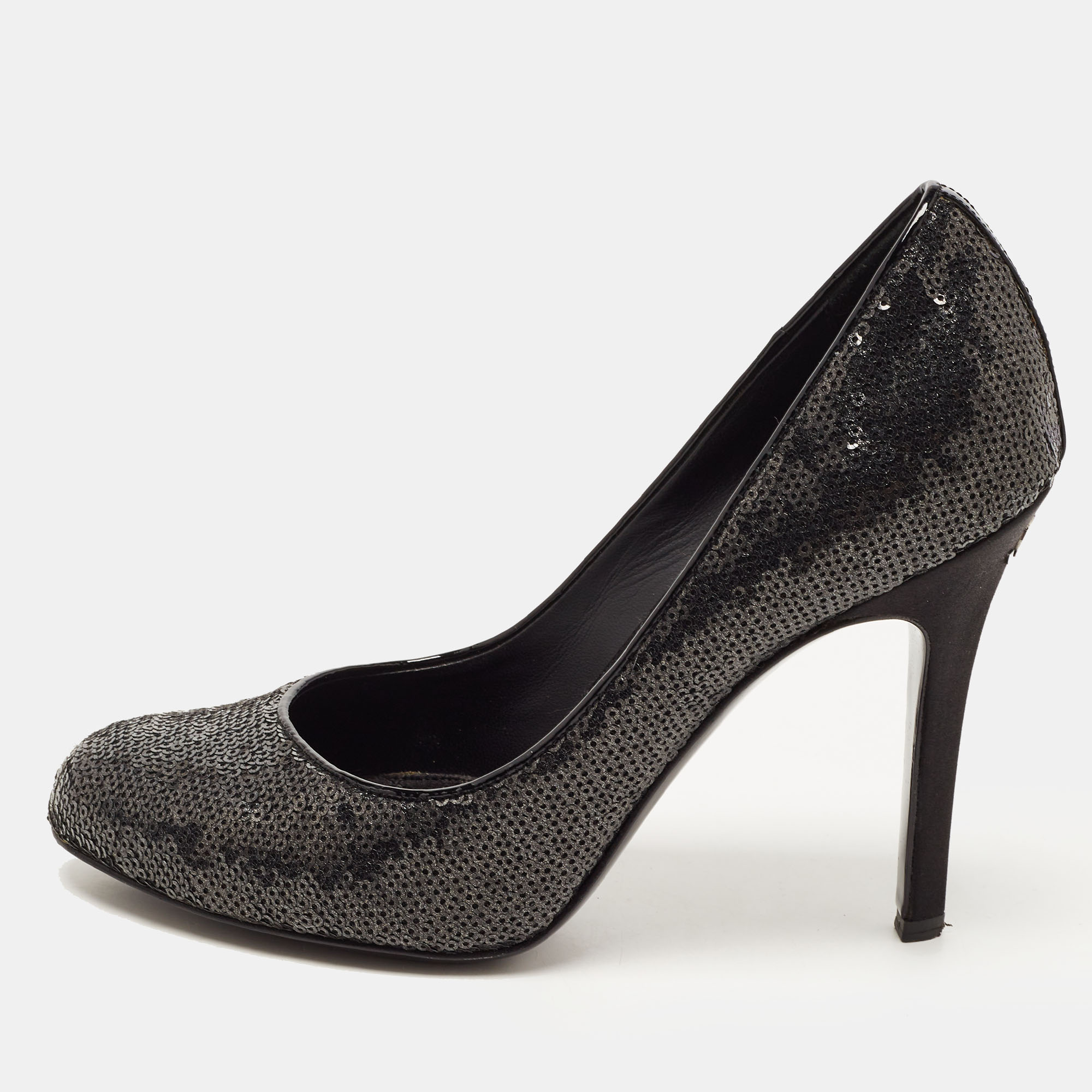 Chanel Black Sequins CC Pumps Size 37.5, Pumps - Luxury Closet catalog