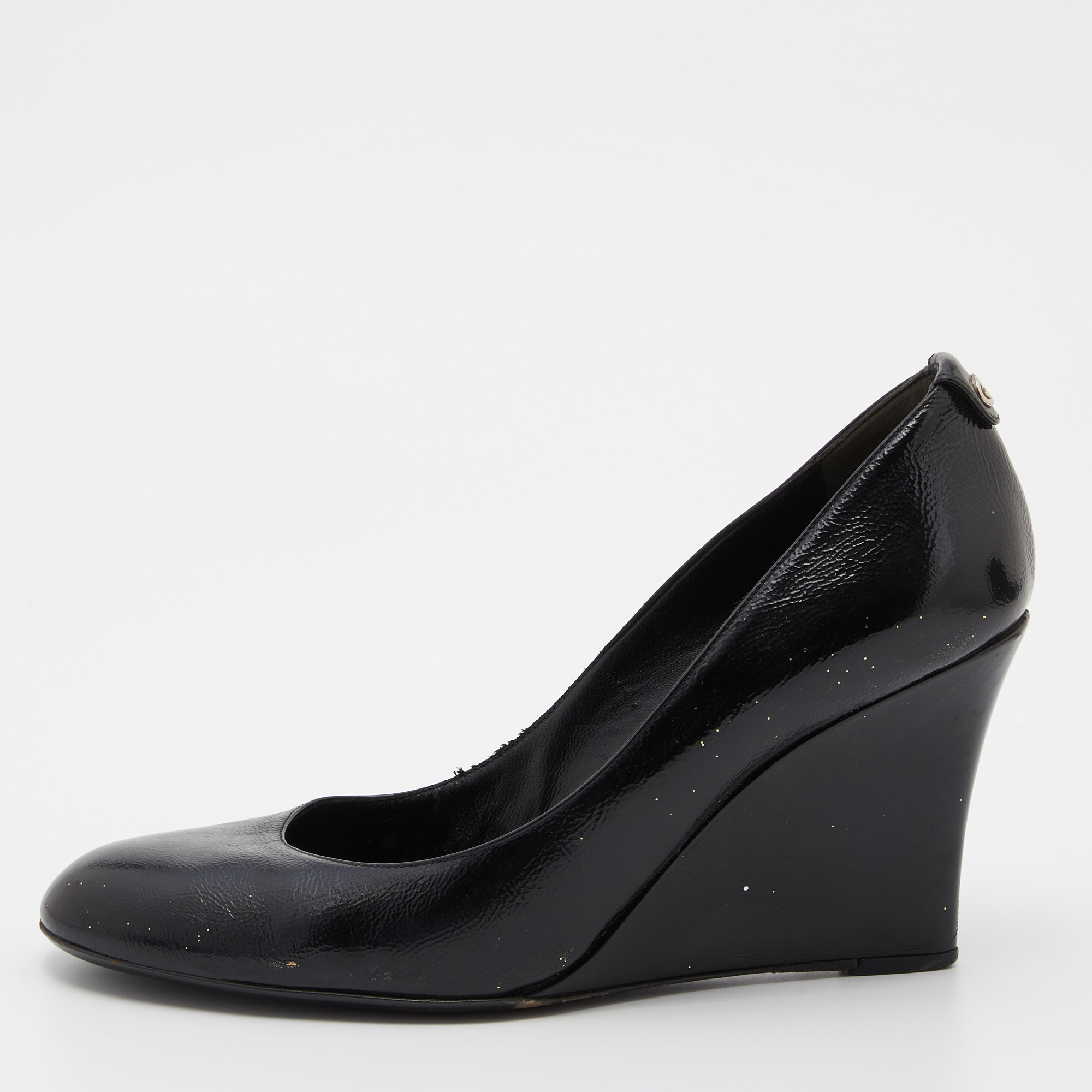 Gucci Black Patent Leather Wedge Round Toe Pumps Size 40, Pumps - Luxury Closet catalog