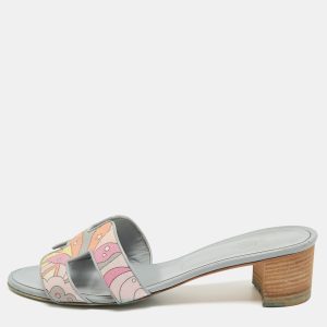 Hermes Light Blue Printed Canvas and Leather Oasis Sandals Size 39, Sandals - Luxury Closet catalog