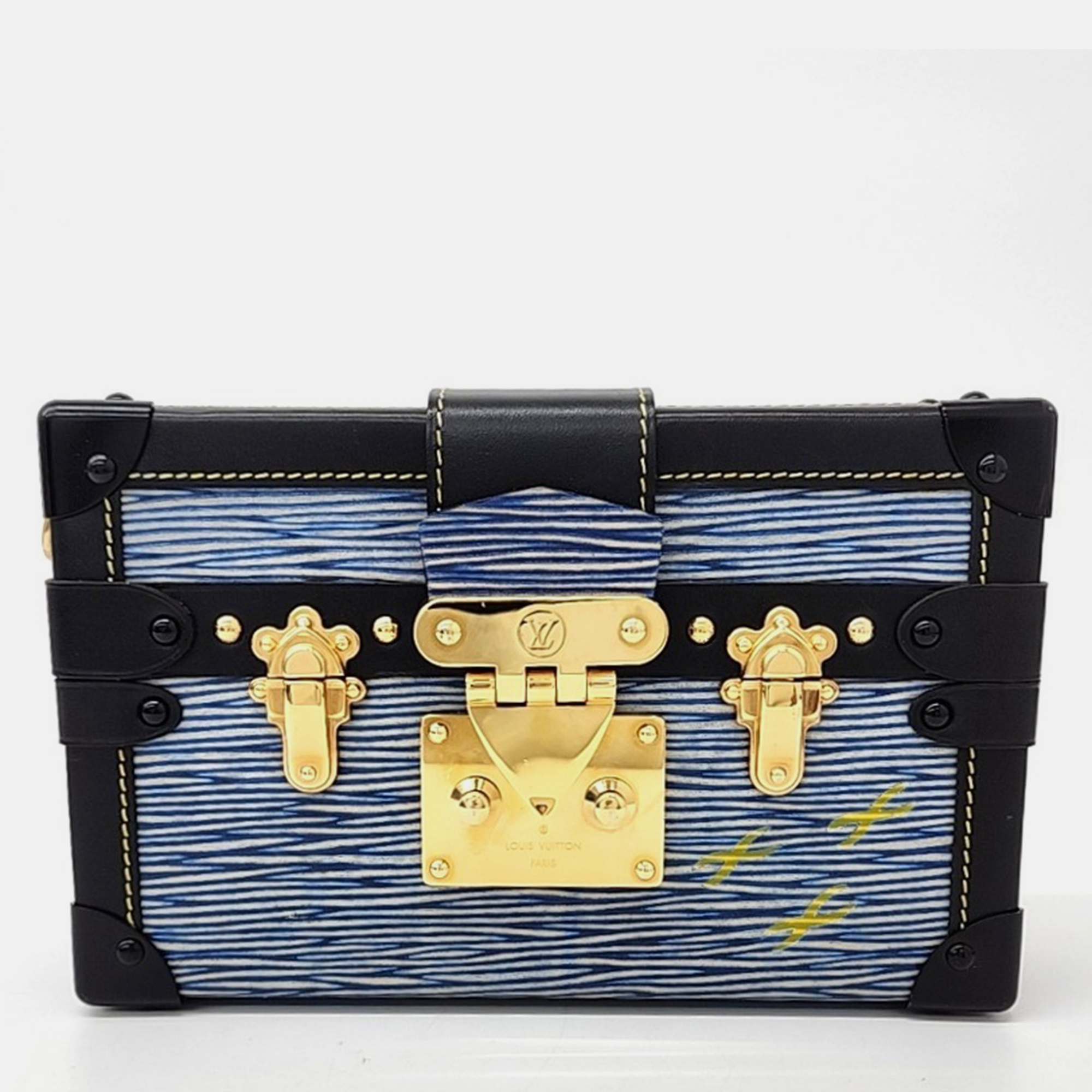 Louis Vuitton Petite Mal Denim bag, Shoulder Bags - Luxury Closet catalog