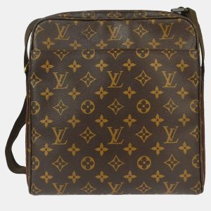 Louis Vuitton Monogram Trotteur Beaubourg Shoulder Bag, Shoulder Bags - Luxury Closet catalog