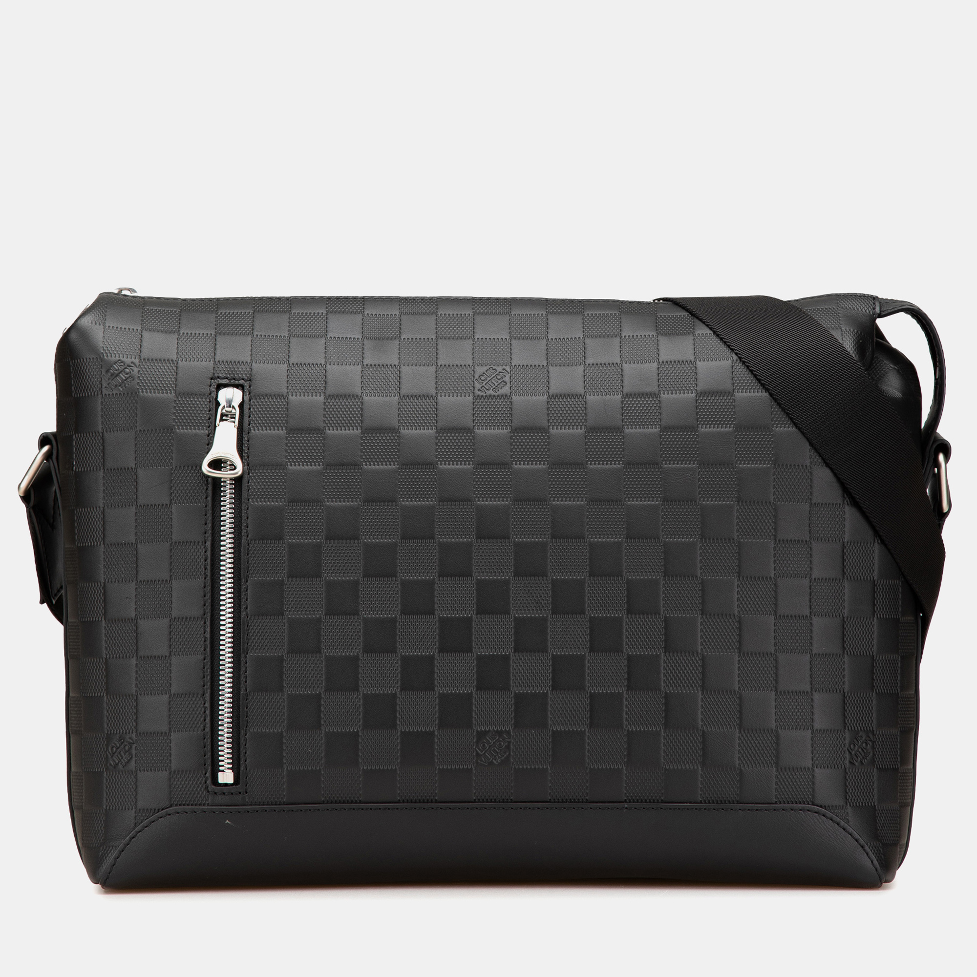 Louis Vuitton Black Damier Infini Discovery Messenger MM, Shoulder Bags - Luxury Closet catalog