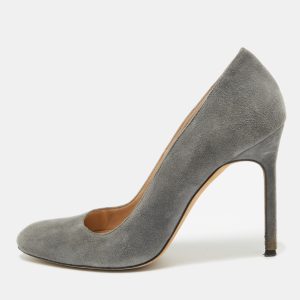 Manolo Blahnik Grey Suede Round Toe Pumps Size 35.5, Pumps - Luxury Closet catalog