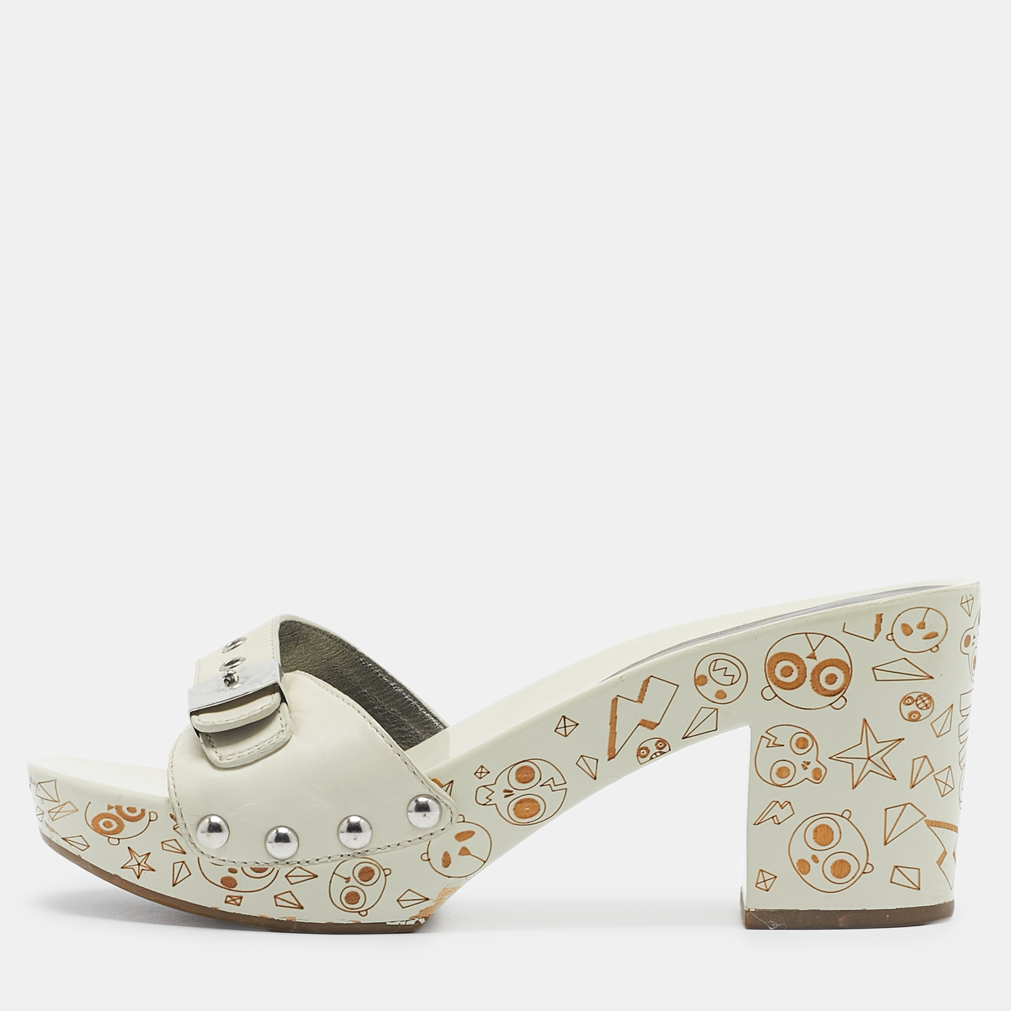 Marc by Marc Jacobs Cream Leather Slides Size 36, Sandals - Luxury Closet catalog