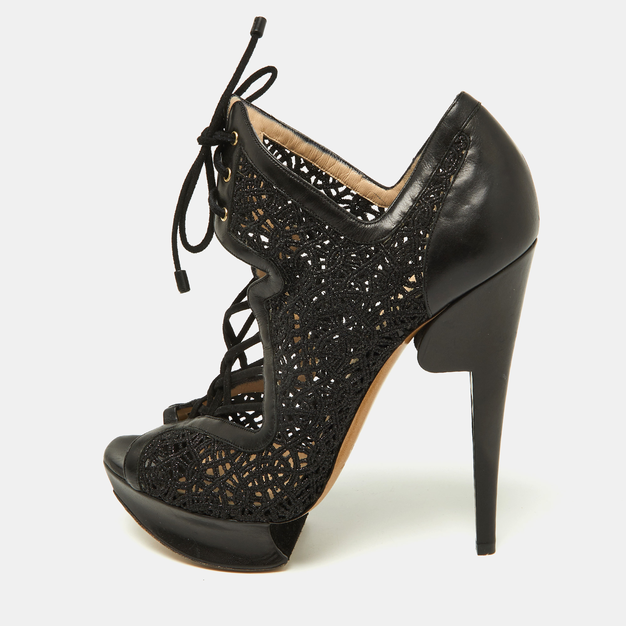 Nicholas Kirkwood Black Lace and Leather Cut Out Platform Lace Up Pumps Size 38.5, Pumps - Luxury Closet catalog