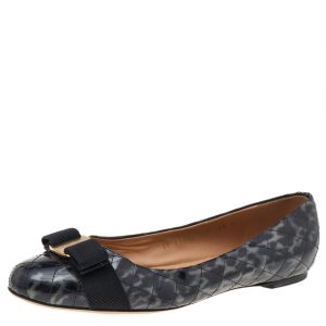 Salvatore Ferragamo Black Quilted Patent Leather Vara Bow Ballet Flats Size 40, Flats - Luxury Closet catalog