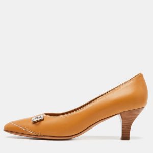 Salvatore Ferragamo Beige Leather Fresia Pumps Size 36, Pumps - Luxury Closet catalog
