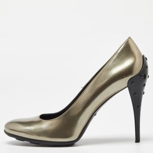 Tod's Metallic Leather Round Toe Pumps Size 40, Pumps - Luxury Closet catalog