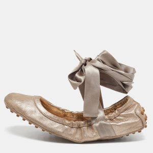 Tod's Metallic Bronze Nubuck Leather Scrunch Ribbon Ballet Flats Size 39, Flats - Luxury Closet catalog
