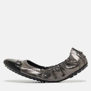 Tod's Sliver/Black Textured Suede and Leather Buckle Detail Scrunch Ballet Flats Size 38, Flats - Luxury Closet catalog