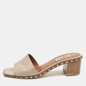 Valentino Beige Leather Rockstud Slide Sandals Size 37.5, Sandals - Luxury Closet catalog