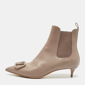 Valentino Dusty Pink Leather Vlogo Pointed Toe Ankle Boots Size 37, Boots - Luxury Closet catalog