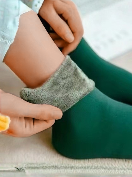 Women's Warm Heat-retaining And Cold-resistant Snow Socks -20°c Fleece-lined Thickened Floor Socks Autumn And Winter Cold-proof Self-heating Flesh-colored Mid-calf Socks, JustFashionNow Socks, color:Dark Green|size:One-size,