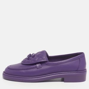 Chanel CC Size 36.5 Purple Quilted Leather CC Turnlock Loafers, Loafers & Slip-Ons - Luxury Closet