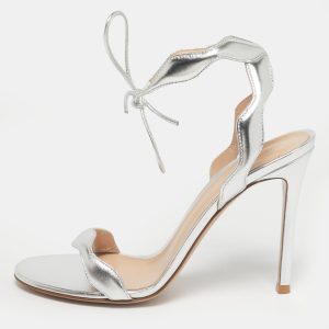 Gianvito Rossi Silver Leather Wavy Ankle Tie Sandals Size 37.5, Sandals - Luxury Closet