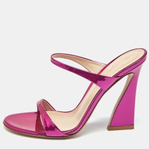 Gianvito Rossi Metallic Pink Leather Aura Sandals Size 36, Sandals - Luxury Closet