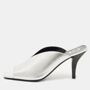 Gucci Silver Leather Square G Mules Size 35.5, Sandals - Luxury Closet