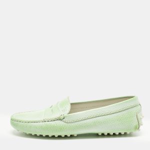 Tod's Green Leather Gommino Driving Loafers Size 37.5, Loafers & Slip-Ons - Luxury Closet