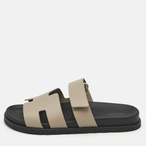 Hermes Grey Leather Chypre Sandals Size 42.5, Sandals - Luxury Closet