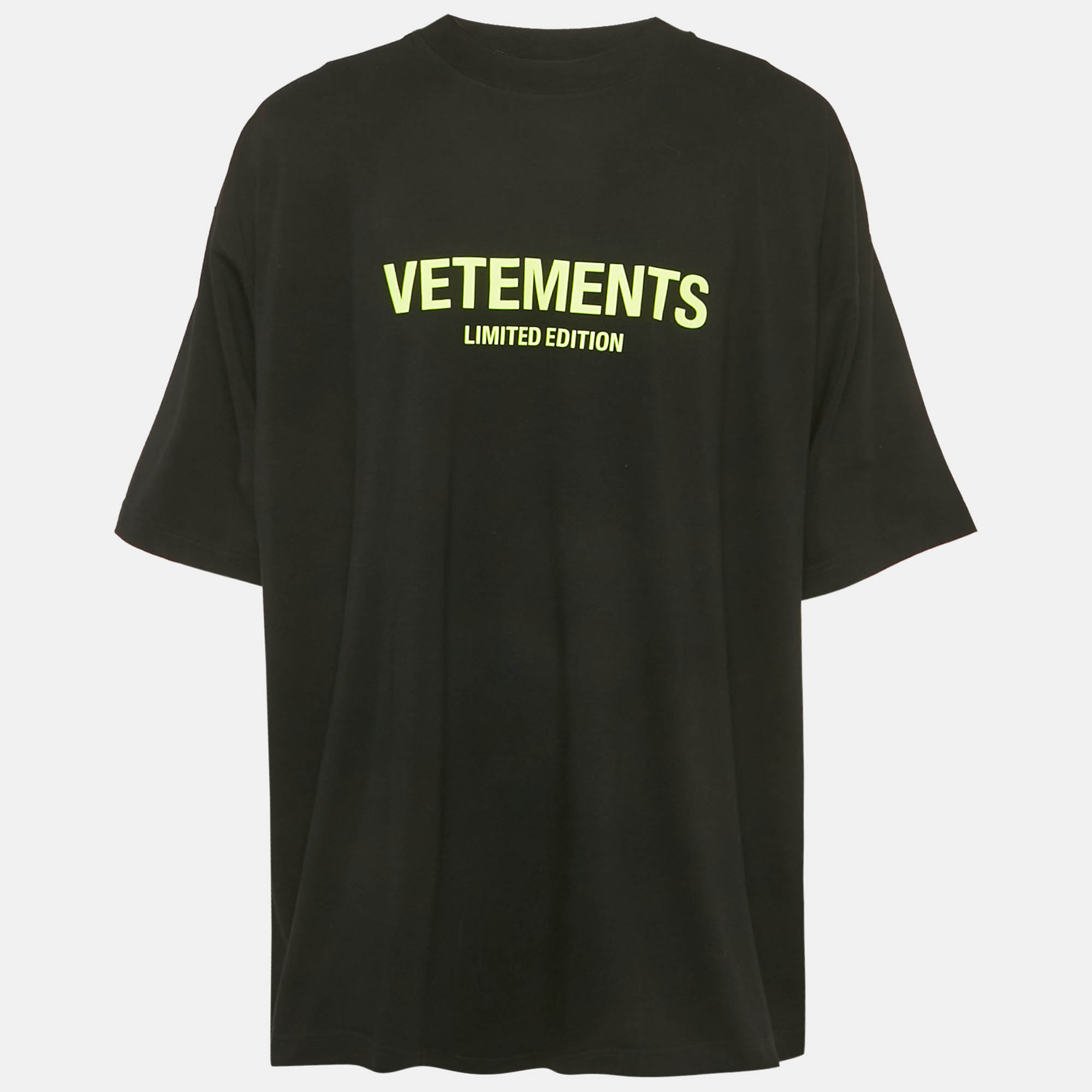 Vetements Limited Edition Unisex Black Printed Jersey Oversized T-Shirt L, Shirts & Tops - Luxury Closet