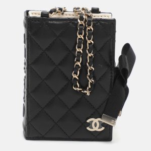 Chanel Paris-Le19m Black Quilted Leather Card Case, Wallets & Money Clips - Luxury Closet