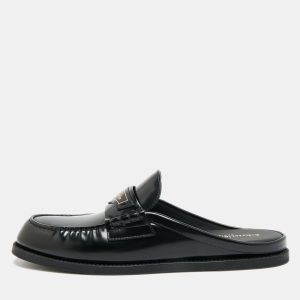 Dior Boy Size 39 Black Brushed Leather Flat Mules, Flats - Luxury Closet