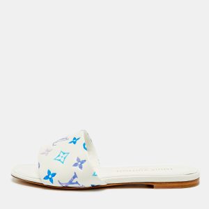 Louis Vuitton Revival Size 38 White/Blue Monogram Leather Flat Slide, Sandals - Luxury Closet