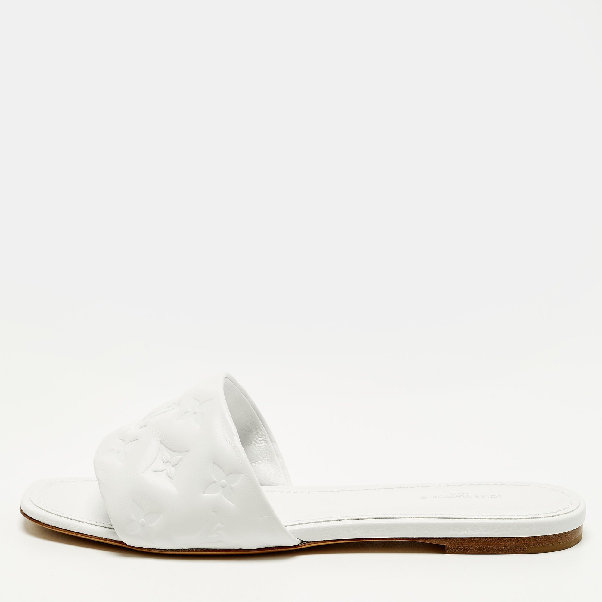 Louis Vuitton Revival Size 40 White Monogram Leather Flat Slide, Sandals - Luxury Closet