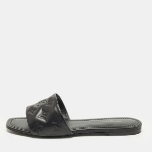 Louis Vuitton Revival Size 40 Black Leather Flat Sandals, Sandals - Luxury Closet