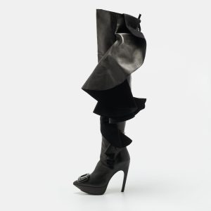 Roger Vivier Viv Size 36 Black Leather Knee Length Boots, Boots - Luxury Closet