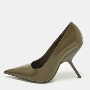 Salvatore Ferragamo Size 35.5 Green Leather Pointed Toe Pumps, Pumps - Luxury Closet