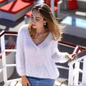 Women's handmade woven V-neck hollowed out sweater loose and lazy sexy top pure handmade weaving customizable autumn new style - AliExpress Sweaters&Jumpers
