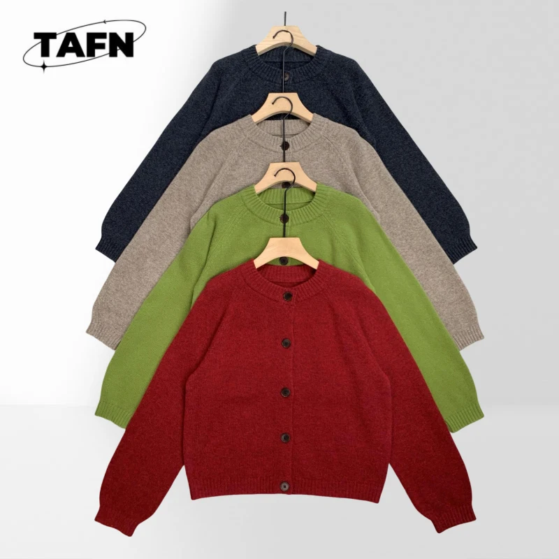 Premium Cashmere Cardigan Sweater – Retro Inspired for Casual Elegance in 2025 Luxurious Warmth and Timeless Style AK1139 - AliExpress Sweaters&Jumpers