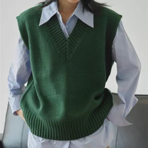 HanOrange 2024 Spring Fashion Lazy V-Neck Knitted Vest Women Loose Inner Layer Casual Sleeveless Tank Female Apricot/Dark Green - AliExpress Sweaters&Jumpers