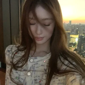 YOLI Zhang Yuli Women's Knitted Sweater Jaet round Ne Long Sve White Color Tead Gold Embroidery Slimming Open Cardigan - AliExpress Sweaters&Jumpers