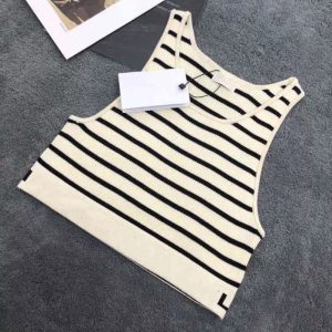 Women's Tanks & Camis Letter Budge cotton-blend Cropped top Shorts Designer Yoga Suit O-neck Sleeveless Sex bra Vest Ladies solid Elastic Femme vintage clothing