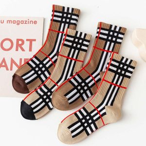 Designer Autumn Winter New B Baoli Trendy Brand Fashion British Style Women's Mid-Calf Classic Plaid Cotton Socks 1920