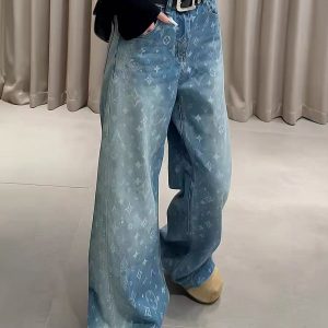 Straight-leg high-waisted jeans for women, new spring 2026 style with star and diamond embroidery design - versatile, slimming, and wide-leg pants