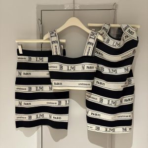 Womens Designer Knitted Set Slim Fit Dress Black White Stripe Waistcoat Letter Vest Pleated Skirt Outfit Elegant Casual Basic Woman Knits Clothes Sets