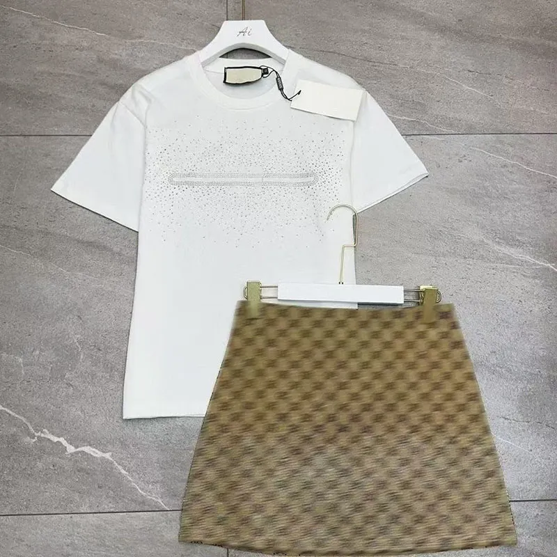 Women's set of two pieces Luxury brand well-known female designer crew neck T-shirt with printed summer skirt set, high-quality women's clothing